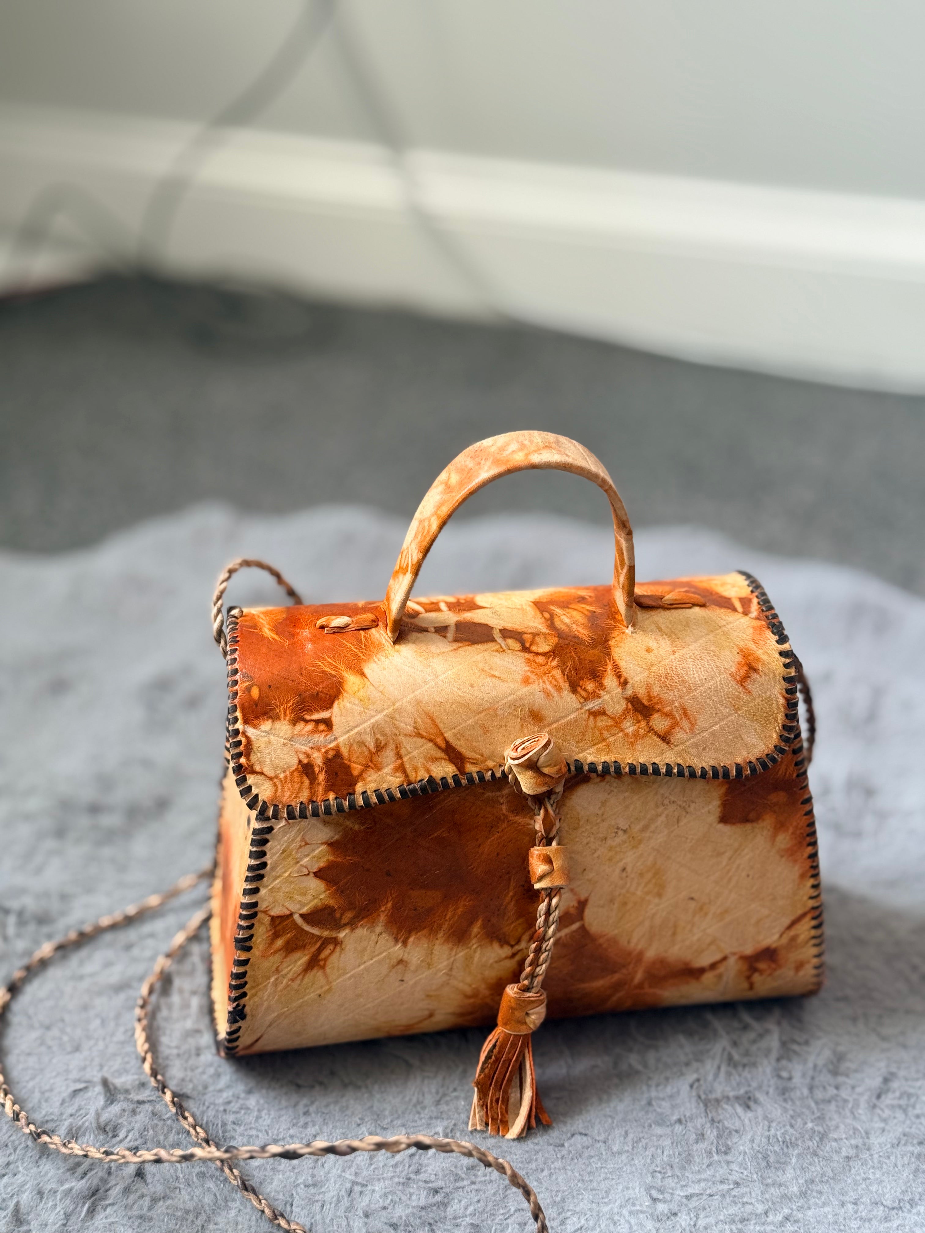 Handmade Marble-Effect Leather Tote & Crossbody Bag – Tassel Detail