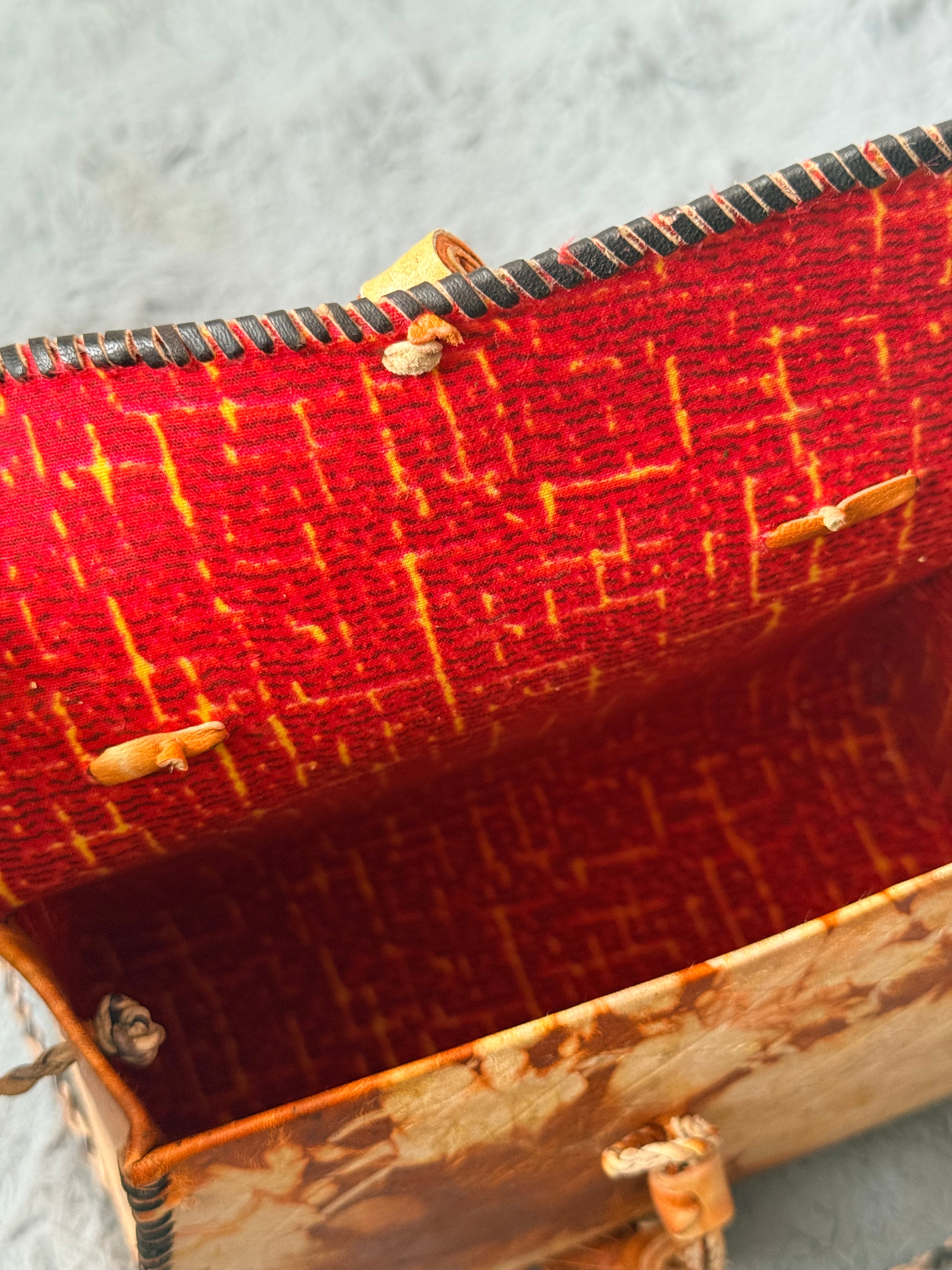 Handmade Marble-Effect Leather Tote & Crossbody Bag – Tassel Detail